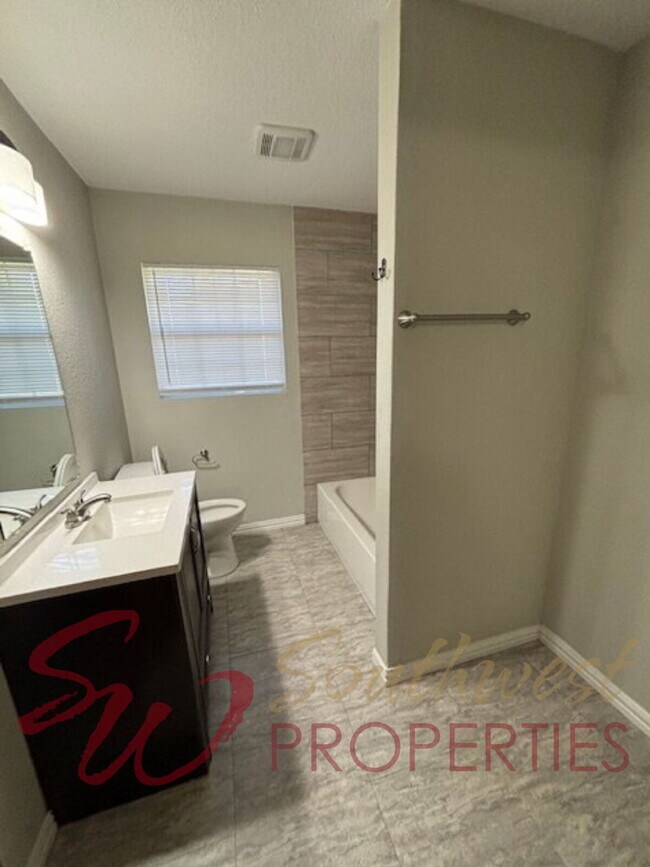 Building Photo - Spacious 4 Bedroom Home with Park-Like Backyard!