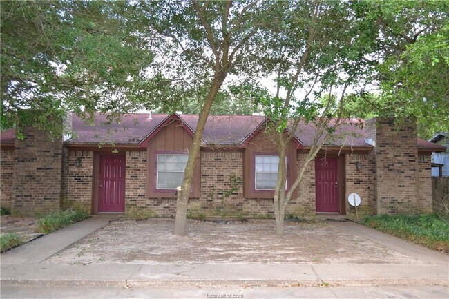 Building Photo - 3318 Bluestem Cir