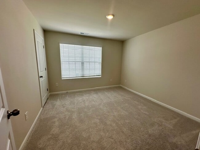 Building Photo - Brand New 2 Bed, 2.5 Bath Townhome in Atwo...