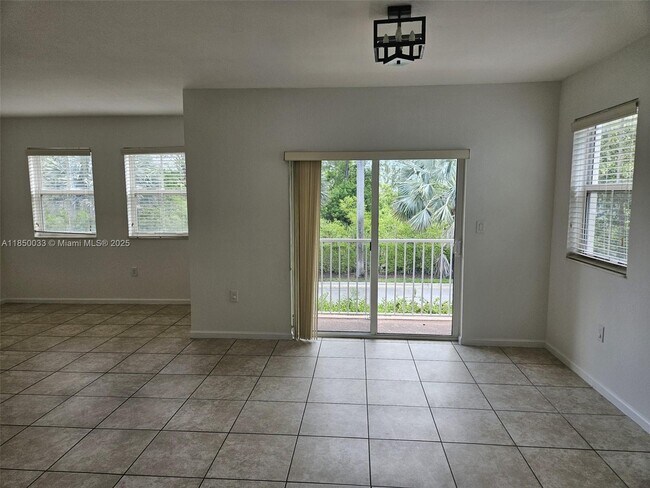Building Photo - 8800 NW 97th Ave
