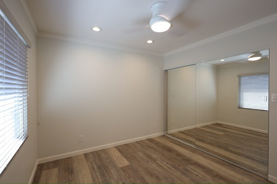Building Photo - 1824 62nd St