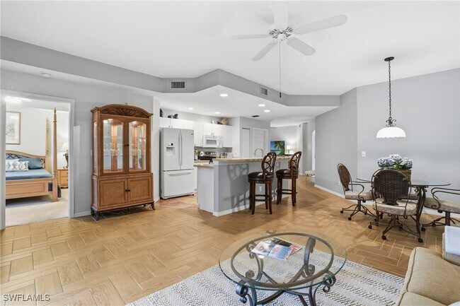 Building Photo - 28630 Carriage Home Dr