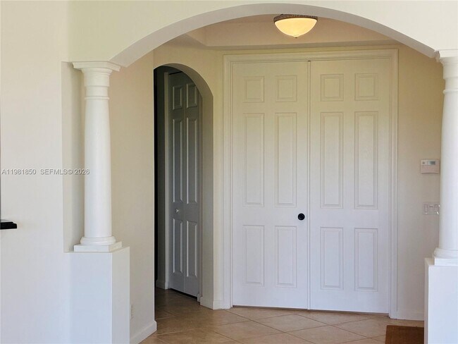 Building Photo - 2757 Center Ct Dr