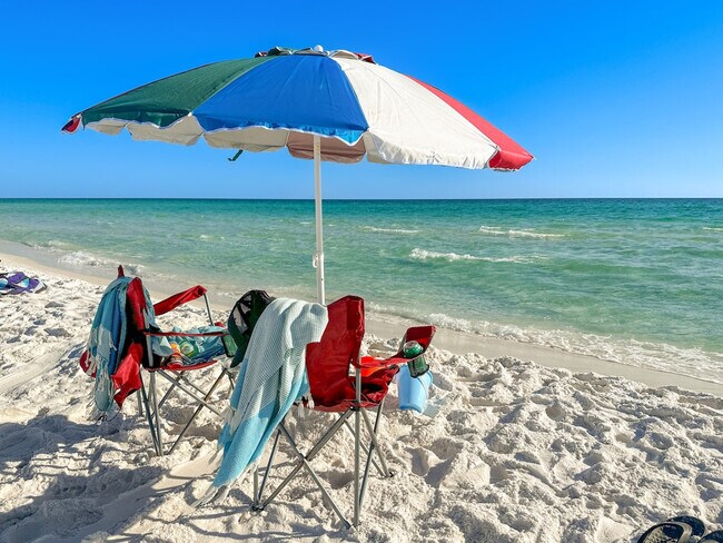 Building Photo - 3191 Scenic Hwy 98