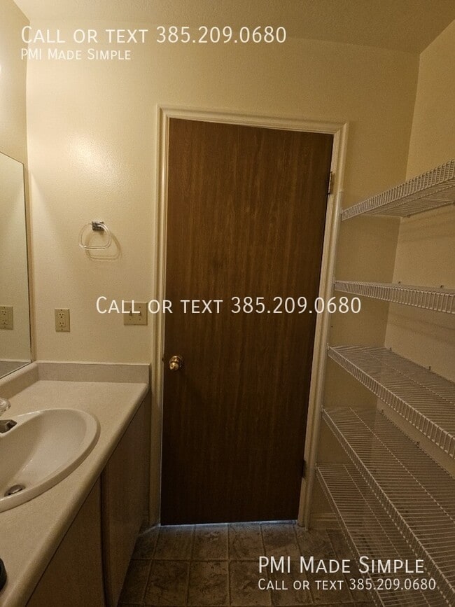 Building Photo - 1464 S 100 E