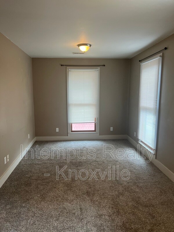 Building Photo - 229 Deaderick Ave