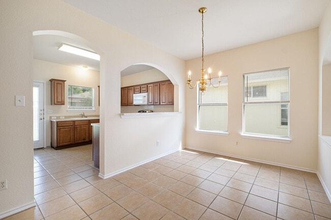 Building Photo - Spacious 4 Bedroom, 2 Bath Single-Story Home in Manor