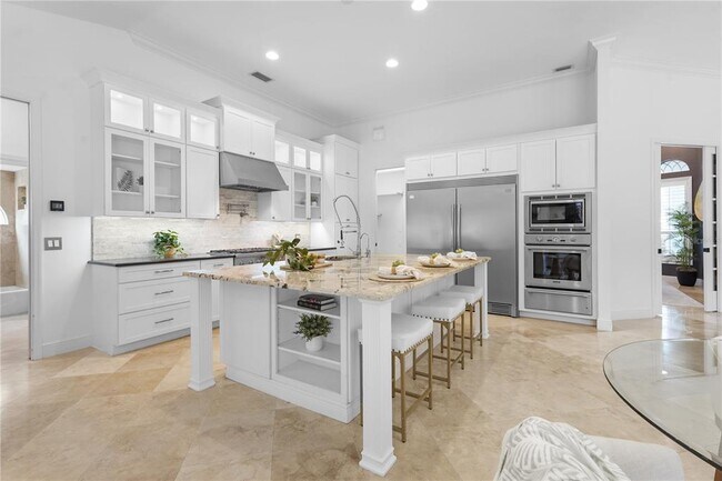 Building Photo - 7042 Twin Hills Terrace