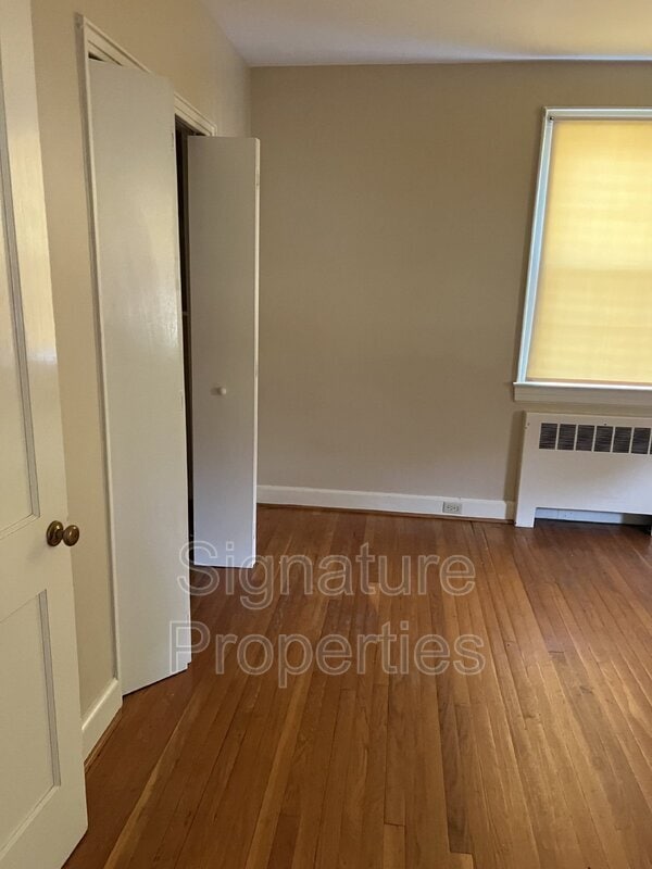Building Photo - 1306 Oakwood St