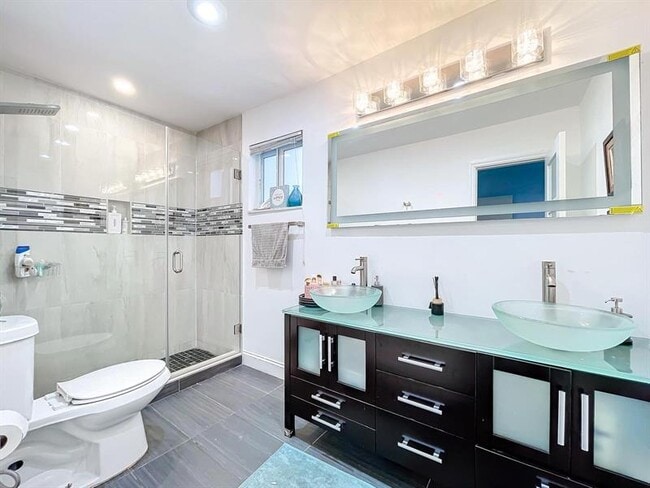 Building Photo - 2171 NW 87th Ave