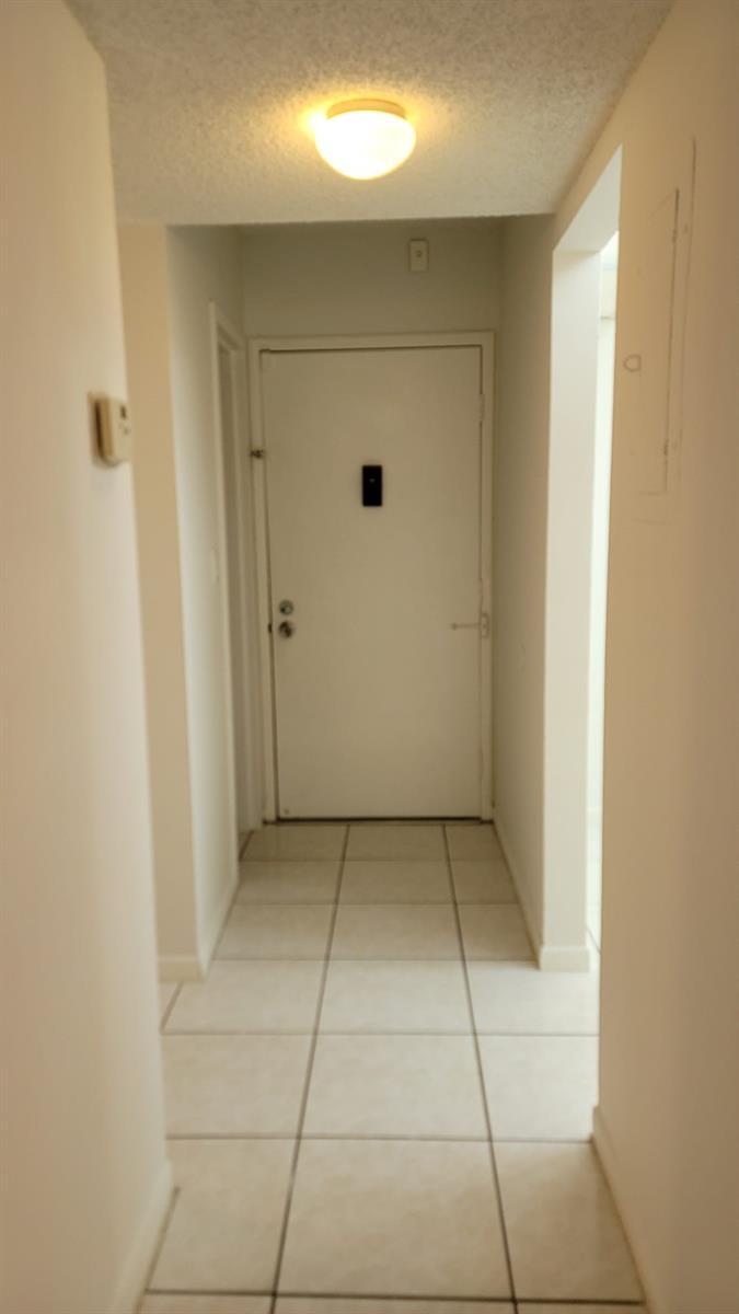 Building Photo - 4394 NW 9th Ave