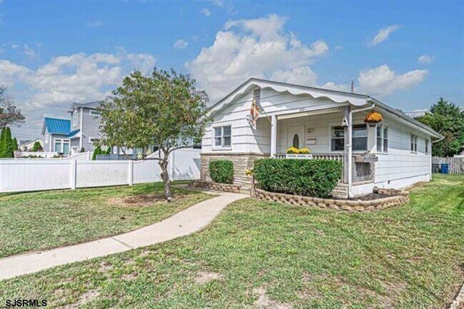 Primary Photo - 303 24th St S