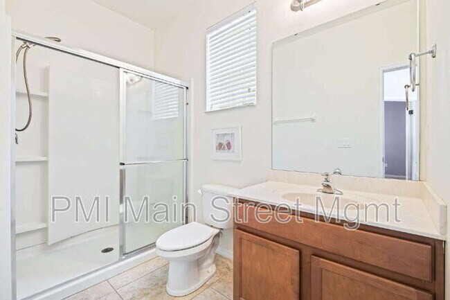 Building Photo - 541 Las Fuentes Dr