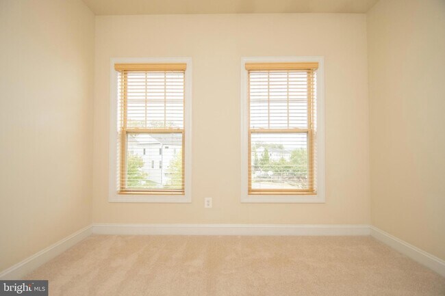 Building Photo - 22199 Falling Terrace