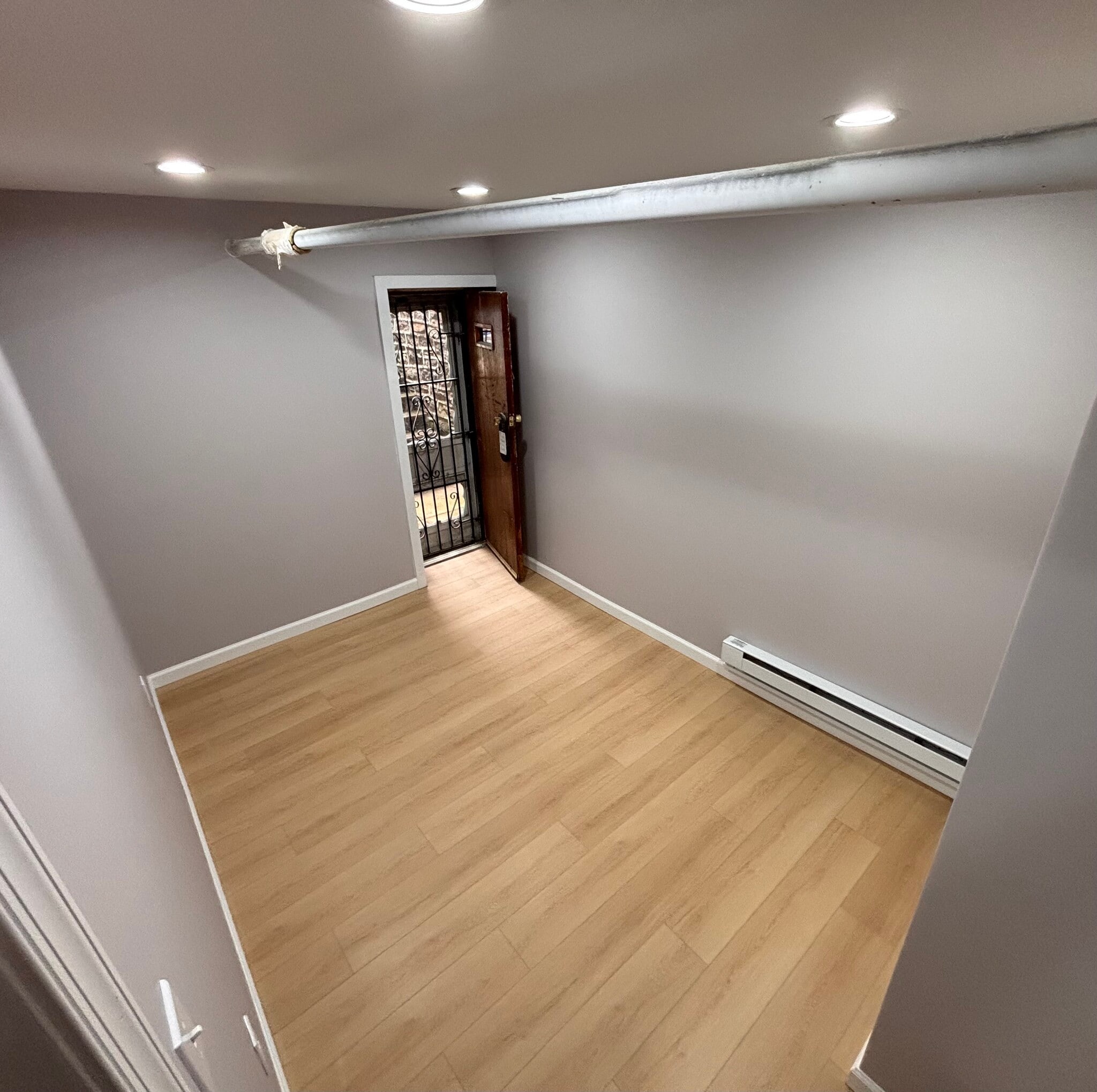 Building Photo - 5650 Woodcrest Ave