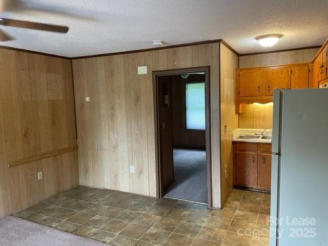 Building Photo - 223 Countryside Dr SW