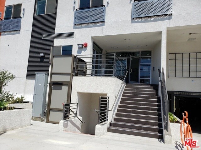 Building Photo - 2701 James M Wood Blvd