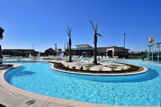 Building Photo - 8522 Sun Coral Dr