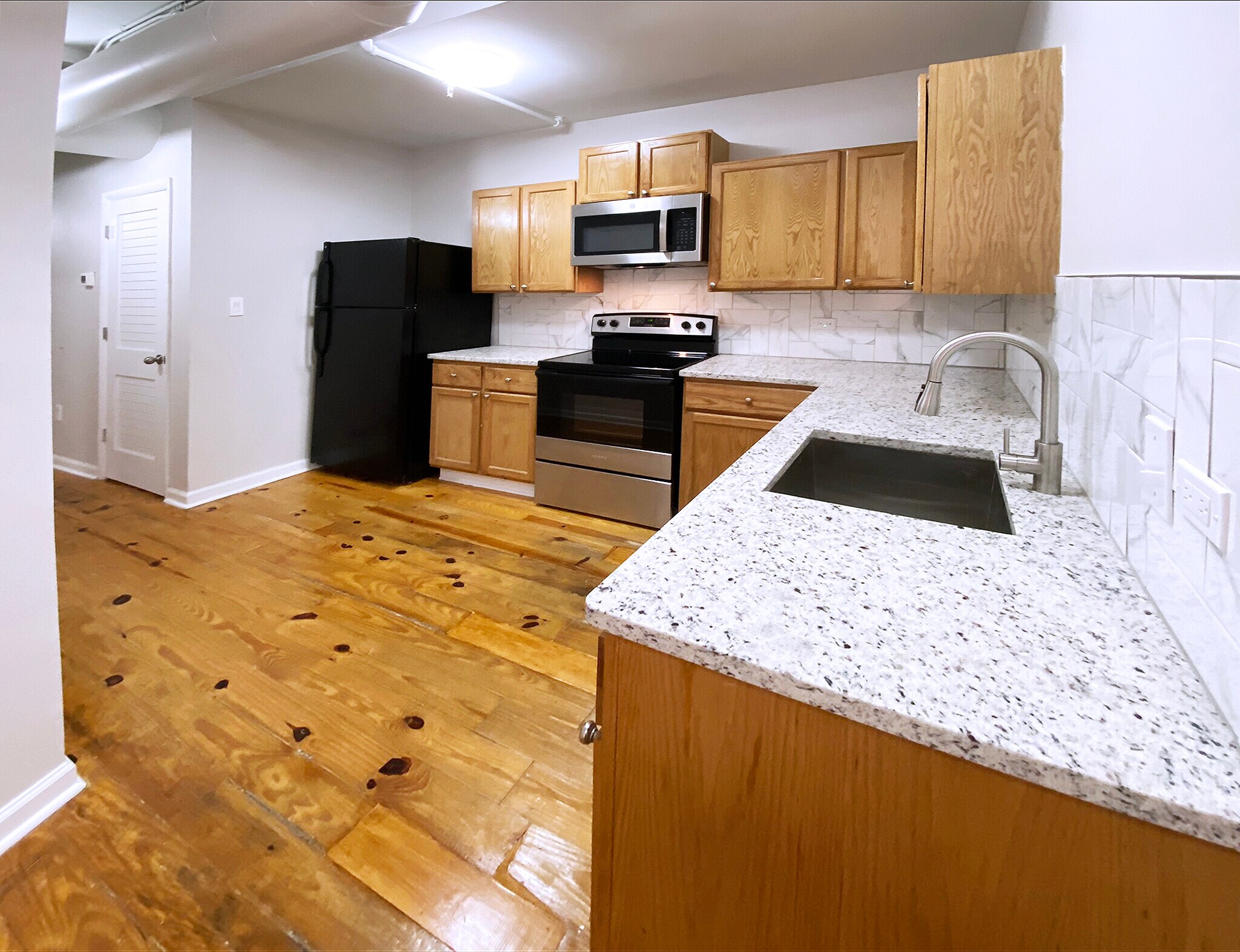 Building Photo - 89 Fairlie St NW