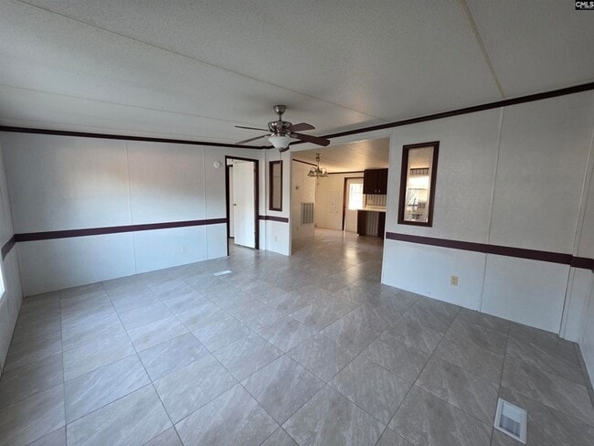 Building Photo - 135 Buckeye Ct