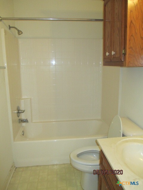 Building Photo - 106 Jocelyn Cir