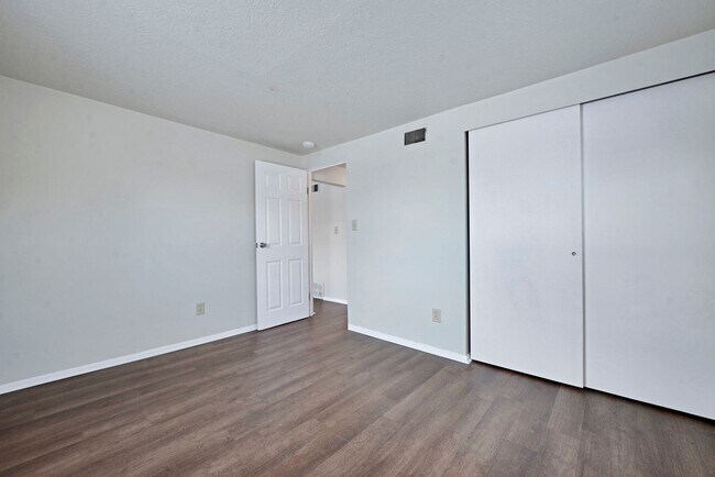 Building Photo - 2 Bedroom Affordable Housing Apartment