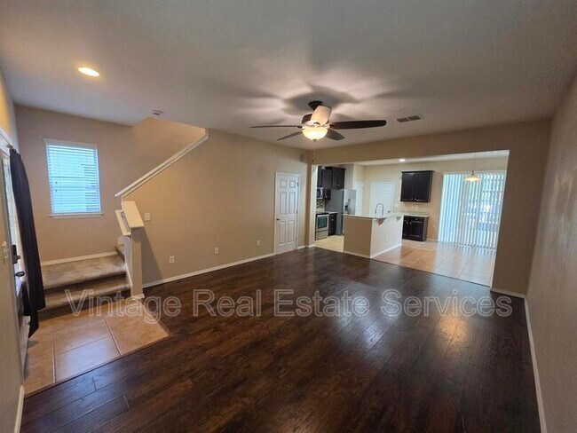 Building Photo - 9209 English Oaks Ln