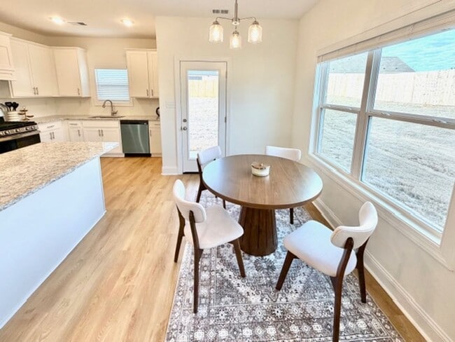 Building Photo - Now Leasing a Brand New 4-bedroom 2.5 bath + an office home in Olive Branch- Five Minutes from Me...