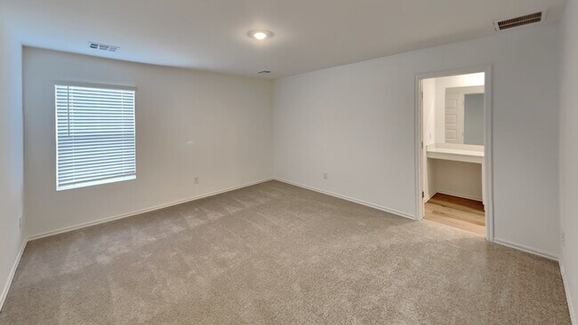 Building Photo - Brand New 4 Bedroom Home in Newcastle School District