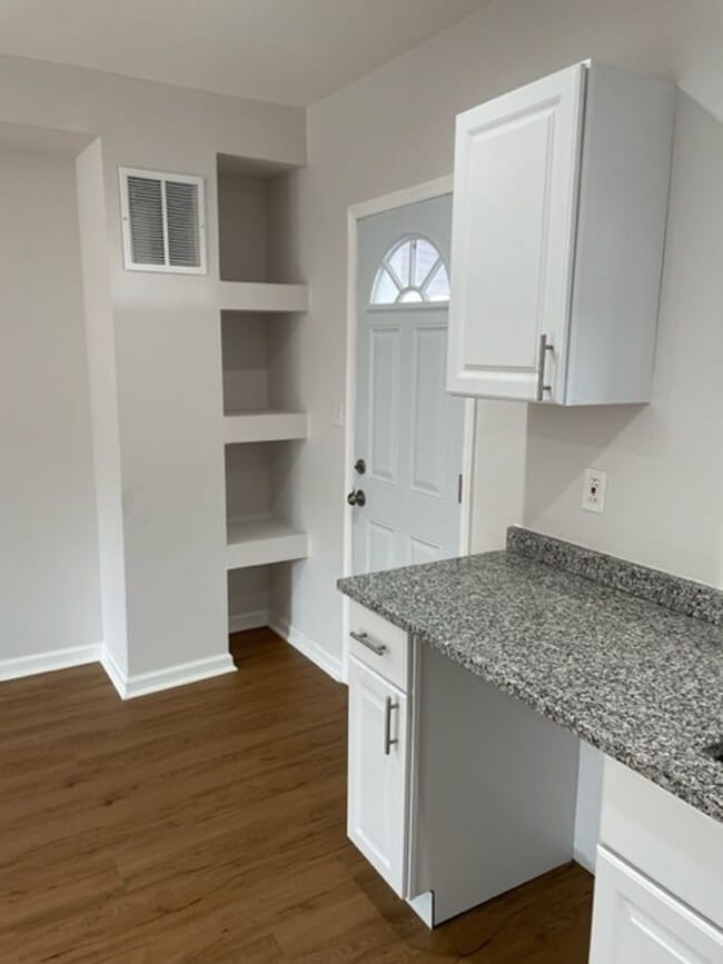 Building Photo - Beautifully Updated 3 Bedroom Home for Rent!