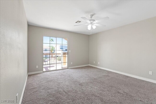 Building Photo - 2842 Via Florentine St