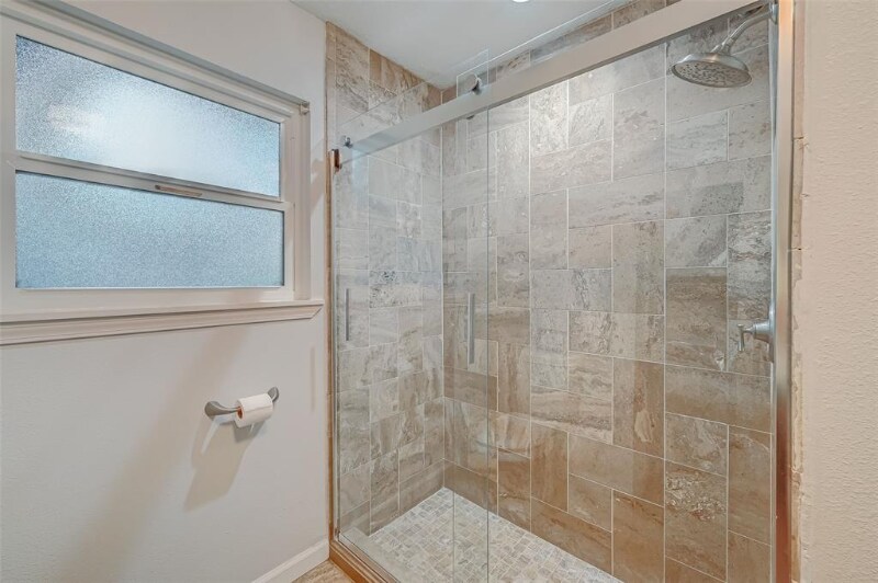 Building Photo - 5410 De Milo Dr