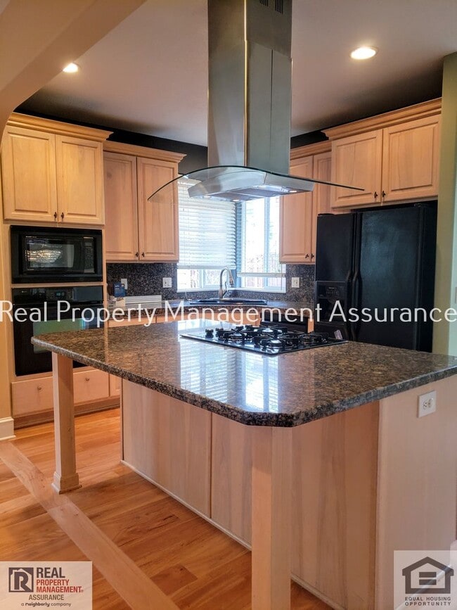 Building Photo - 12781 NW Forest Spring Ln