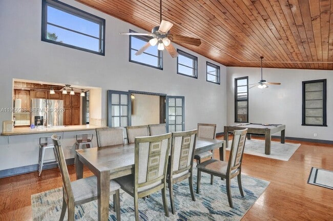 Building Photo - 5380 SW 8th Ct