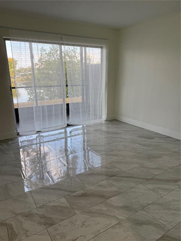 Building Photo - 9201 Tudor Dr