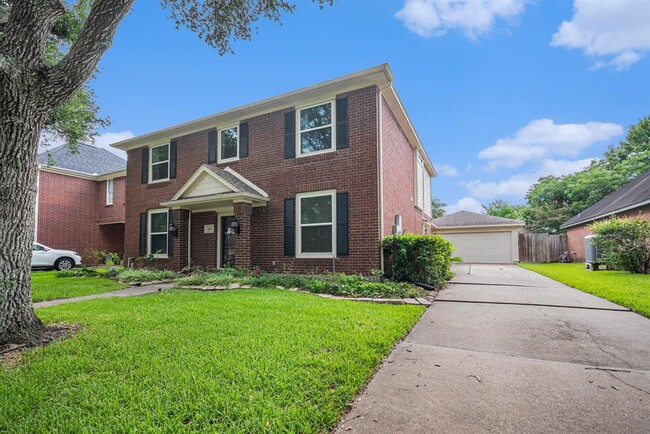 Primary Photo - 124 Harwood Dr