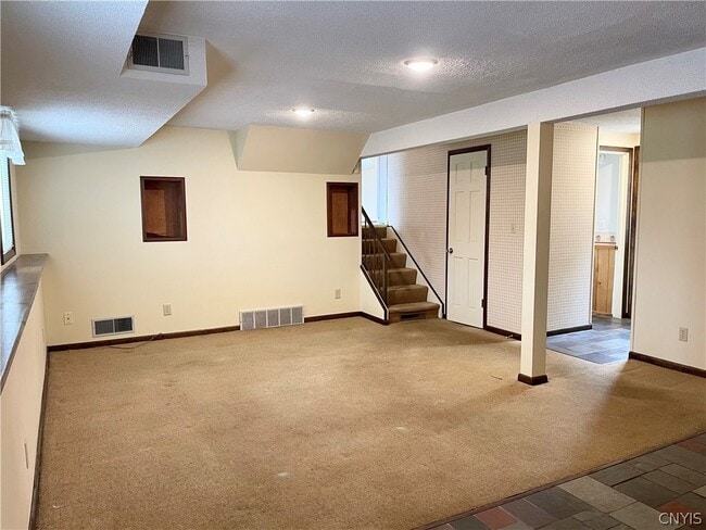 Building Photo - 17 Juneberry Ln
