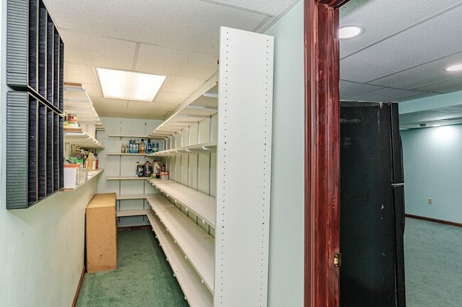 Building Photo - 44 Gillis St