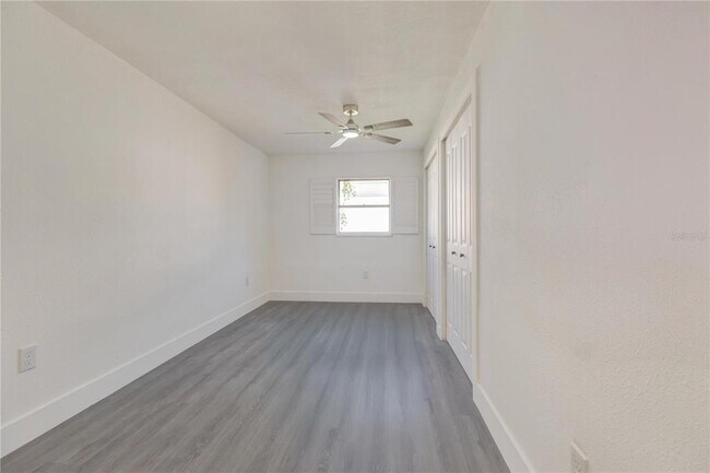 Building Photo - 2261 S Flagler Ave