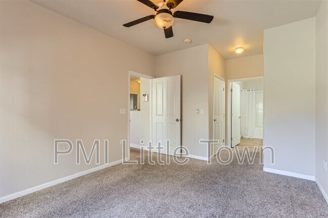 Building Photo - 4045 S Crystal Cir