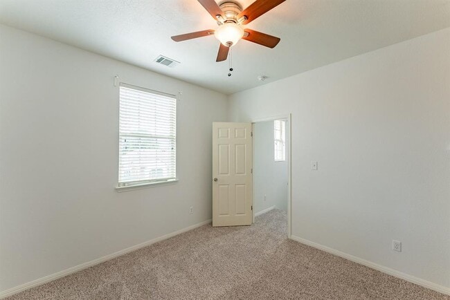 Building Photo - 4514 Senda Ln