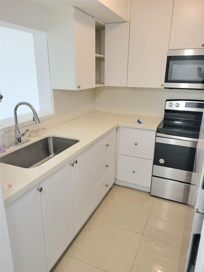 Building Photo - 3600 NW 21st St