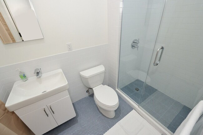 Building Photo - 353 W 46th St