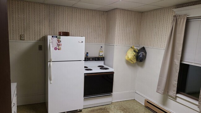 Building Photo - 418 N Main LLC