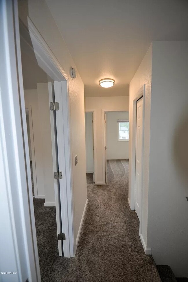 Building Photo - Little Dipper Avenue