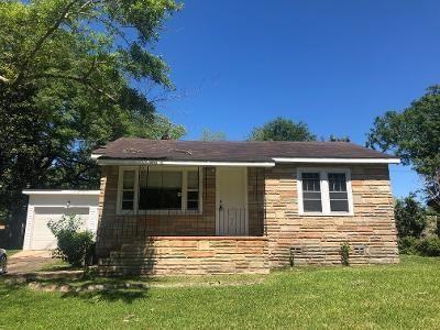 Primary Photo - 1663 Mississippi St