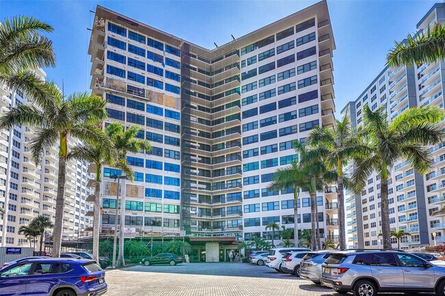 Building Photo - 3800 Galt Ocean Dr
