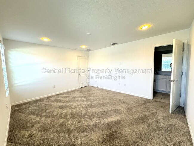 Building Photo - 5442 Limestone St
