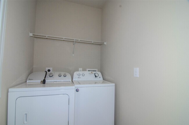 Building Photo - 20702 Rainmead Dr