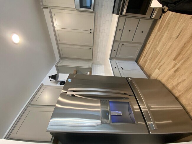 Building Photo - 23414 W Raymond St